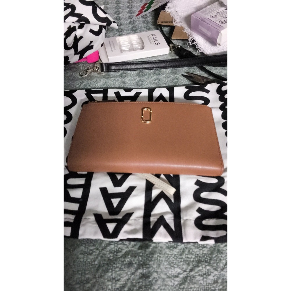 53.Marc Jacobs The J Marc Phone Wristlet
